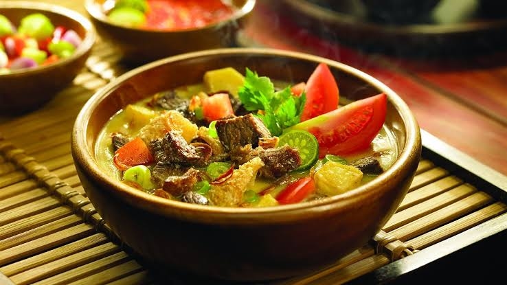 Lezat dan Gurih, Ini Resep Soto Betawi yang Cocok Disantap Akhir Pekan