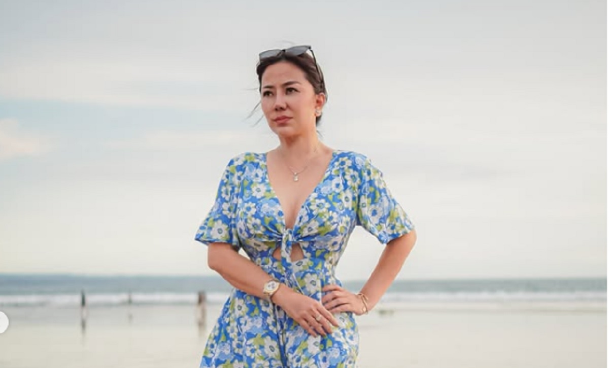 Ngaku Didekati Pejabat Beristri, Tante Ernie Sindir ‘Couple Goals’: Netizen Seret Inisial RK