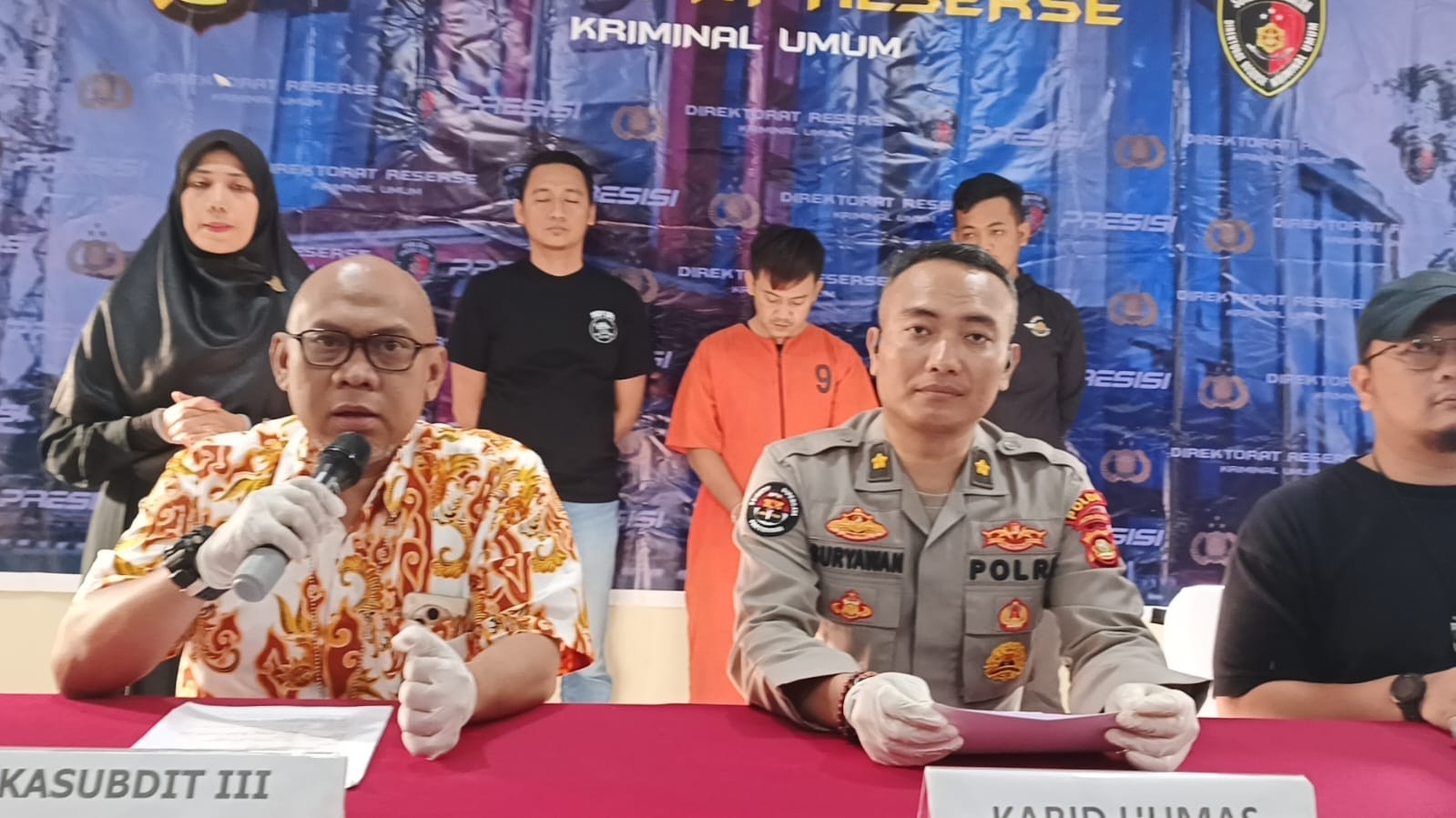 Gelapkan Emas Rp700 Juta, Tukang Perhiasan Ini Renovasi Rumah dan Menikah untuk Kelima Kalinya