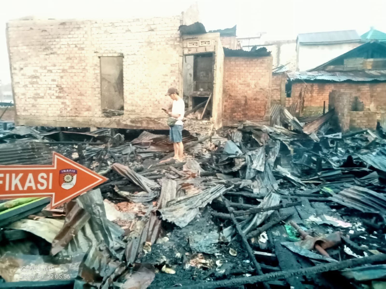 Tinggal Puing dan Harapan, Warga 1 Ulu Ratapi Rumah yang Hangus Terbakar