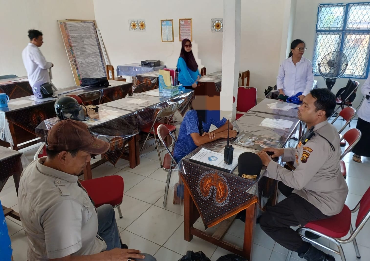 Bagi-Bagi Roti dan Susu Karena Nazar Istri, Tujuh Siswa SD di Palembang Justru Keracunan