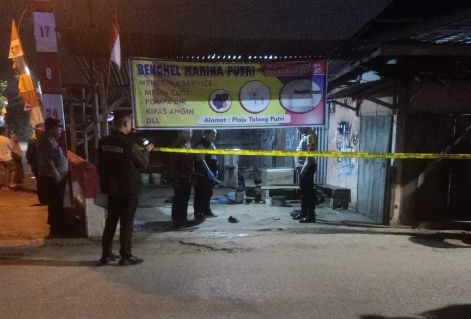 Mayat yang Penuh Luka Tusuk di Plaju Palembang, Polisi: Diduga Dibunuh dan Dibuang ke Lorong