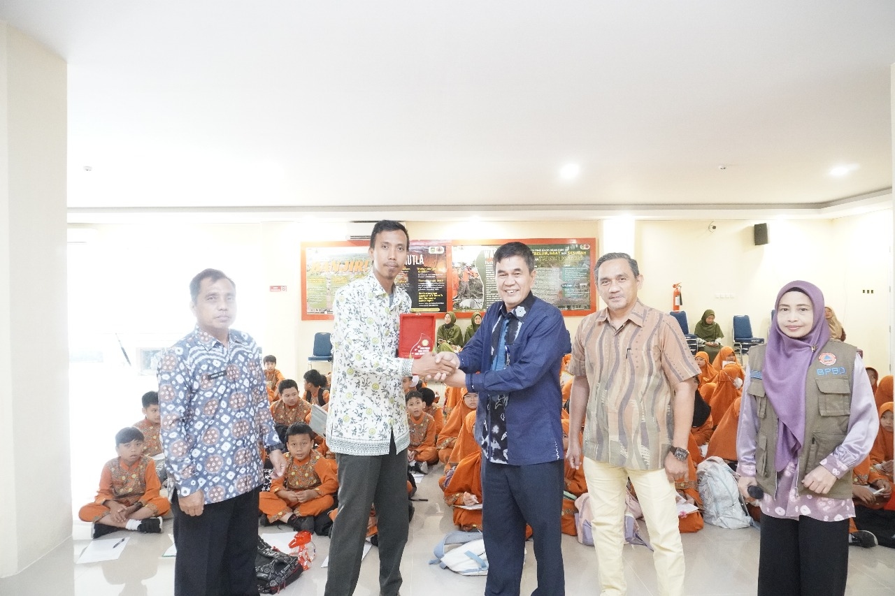 BPBD Sumsel Berikan Edukasi Tanggap Bencana kepada Ratusan Siswa SDIT Al Furqon