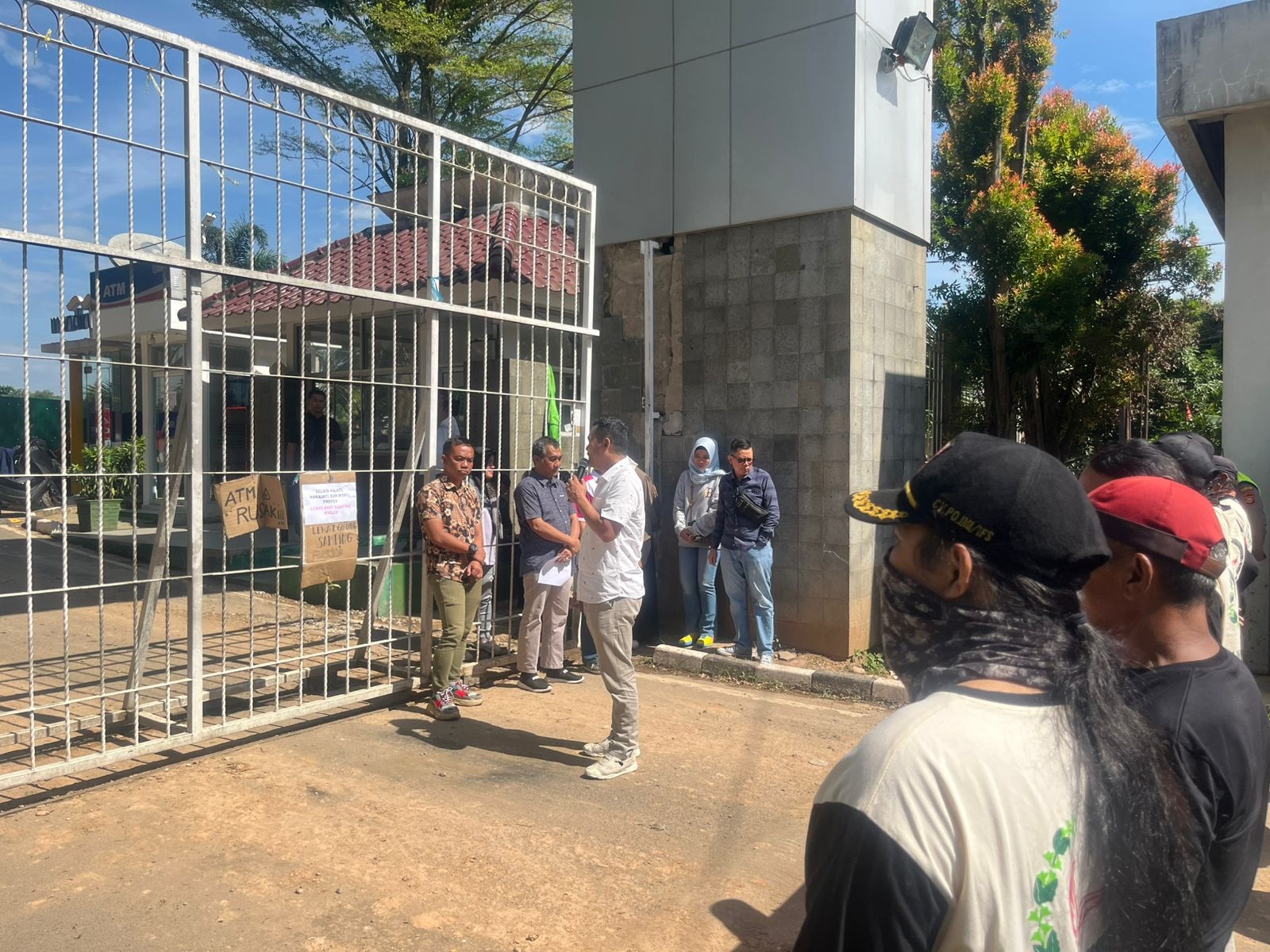 Aktivis SIRA Desak Kejati Sumsel Usut Dugaan Pelanggaran Izin Proyek Jalan Hauling Batu Bara PT LBA
