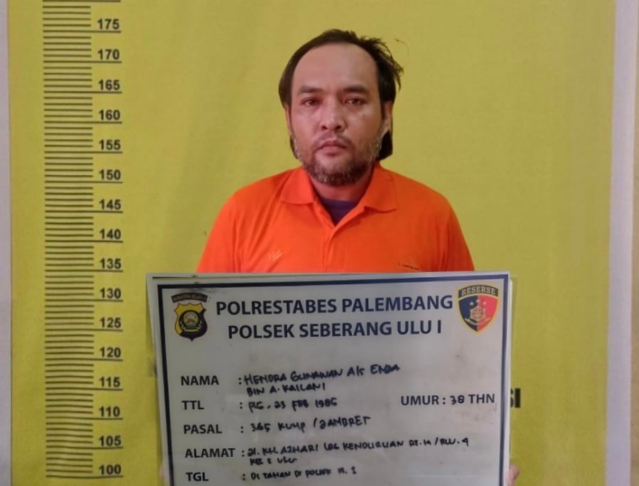 Jambret Kalung Emas Senilai Rp18 Juta, Seorang Pria di Palembang Ditangkap Polisi