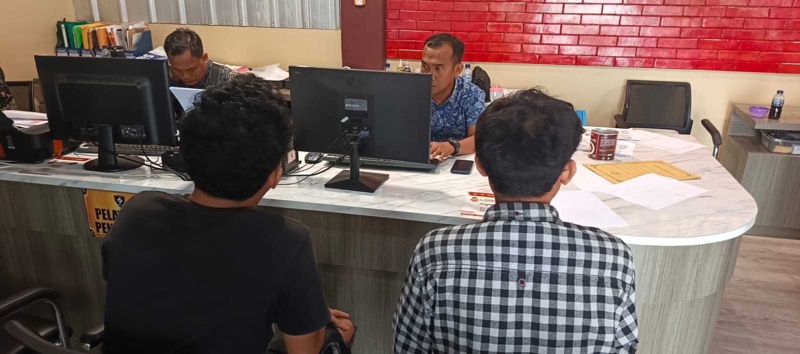 Motor Digelapkan Senior Kampus, Debi Lapor Polisi