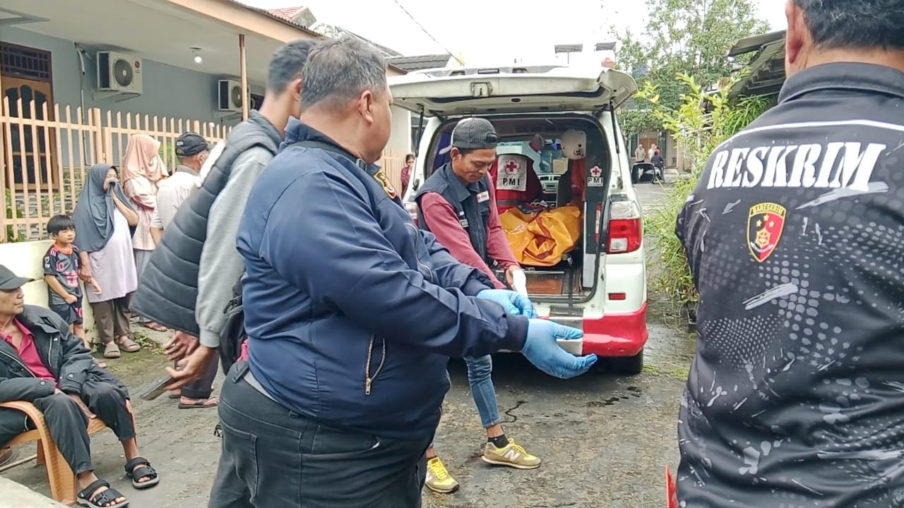 Warga Palembang Geger, Pria Paruh Baya Ditemukan Meninggal Tiga Hari di Dalam Rumah