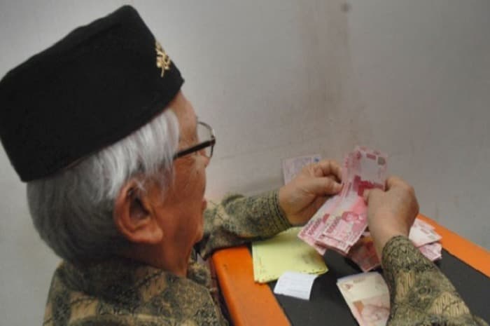Benarkah Gaji Pensiunan PNS Naik per November 2025? Cek Faktanya di Sini