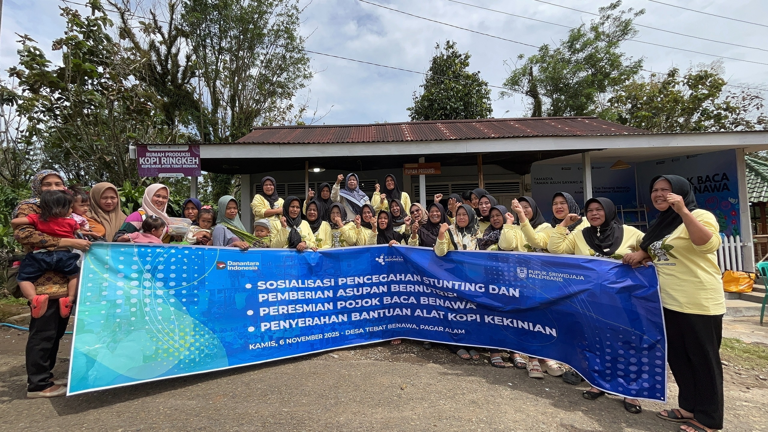 Pusri Palembang Dukung Peningkatan Kualitas Hidup Masyarakat Lewat Program Kopi Tebat Benawa