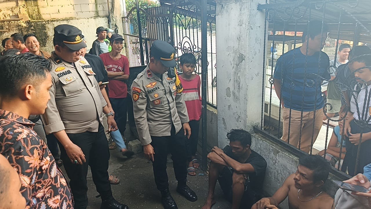 Dua Sahabat Nyaris Dihajar Massa Usai Ketahuan Mencuri di Rumah Kosong di Palembang