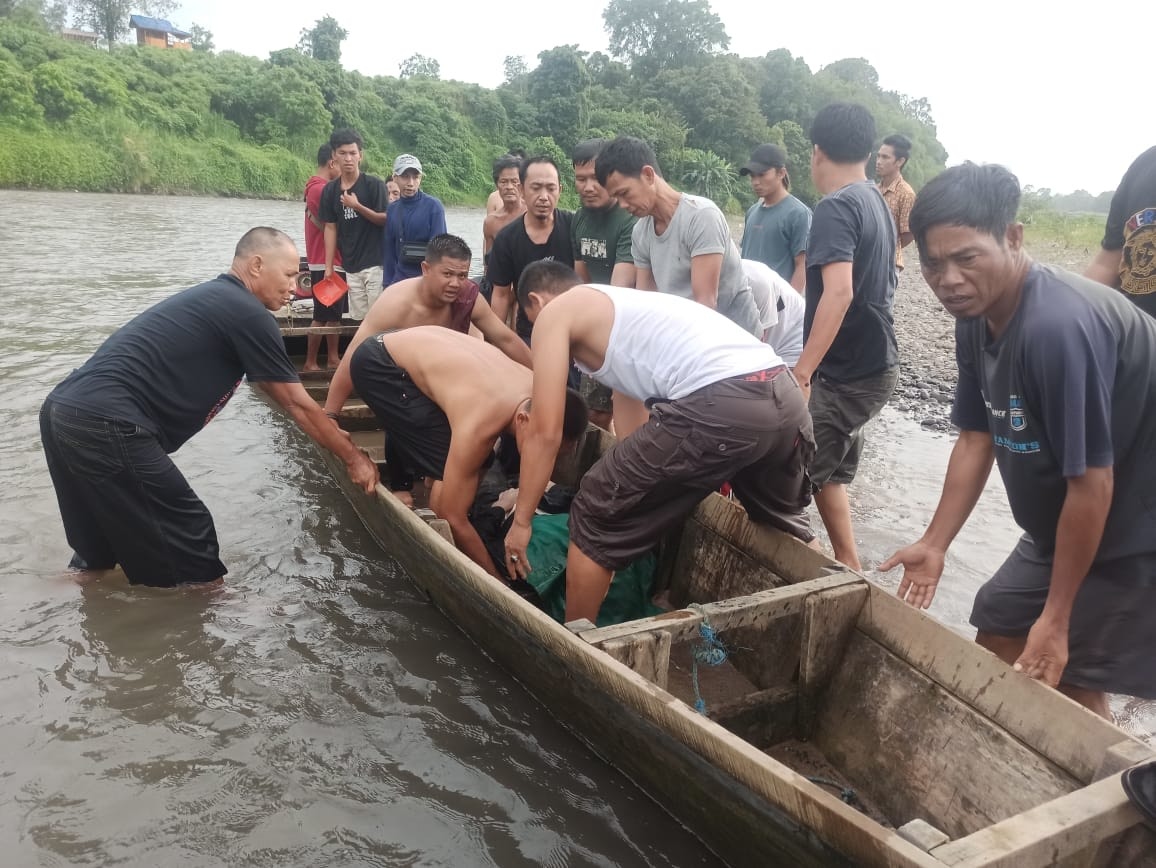Korban Kecelakaan Motor di Jembatan Desa Kebur Ditemukan Tewas Mengapung di Sungai Lematang