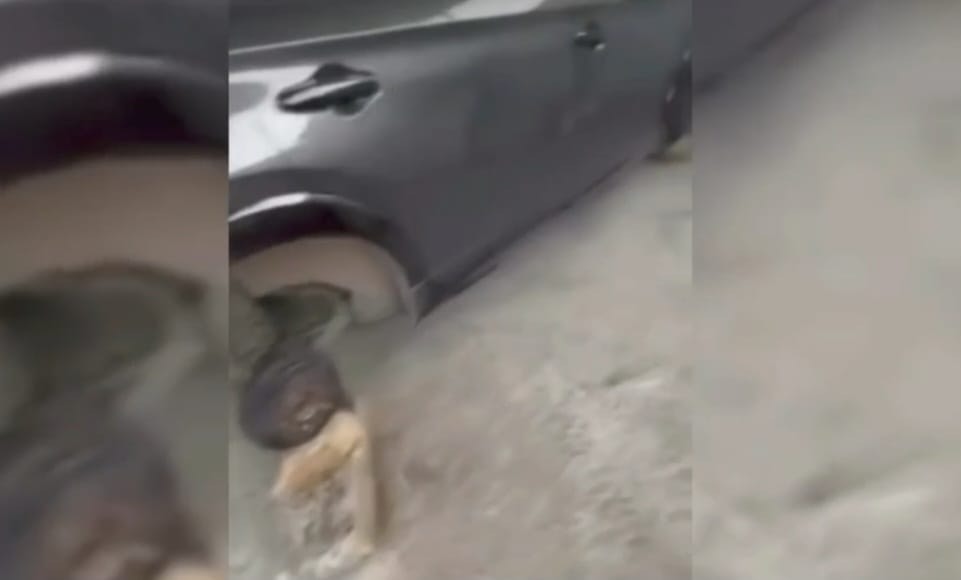 Diduga Beraksi Tengah Malam, Pencuri Tinggalkan Mobil di Atas Batu